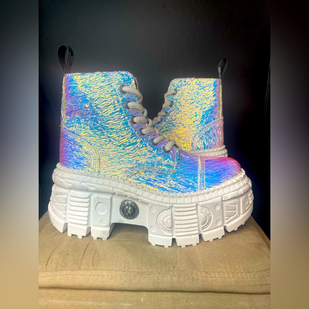 New Rock - M-WALL005-V44 - New - Size 38 - Metallic - Holographic - Platforms